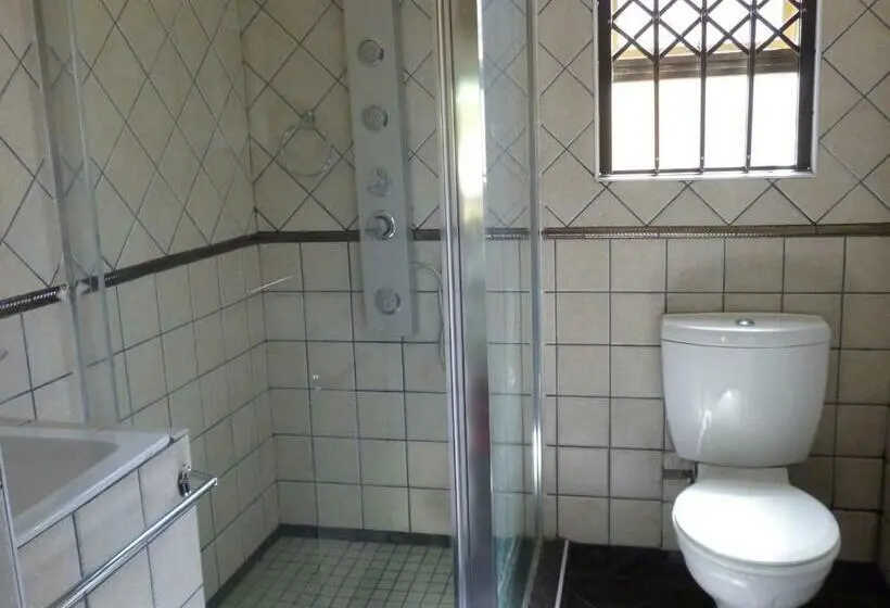 اتاق استاندارد, Royal Guest House