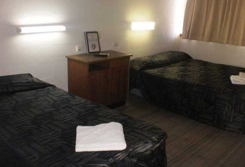 اتاق استاندارد, Blackwater Hotel Motel