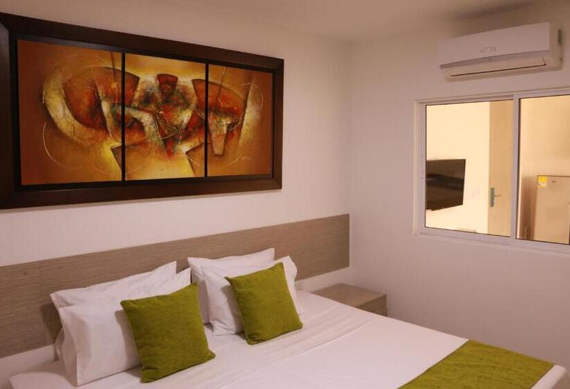 4인용 스탠다드 룸, Aparta Suites La Flora