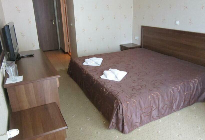 Pokój Standard z Balkonem, хотел магнолия, Hotel Magnoliya