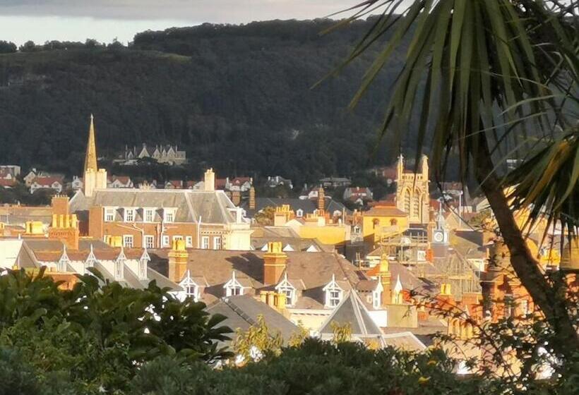 Номер Стандарт Индивидуальный, Bron Orme Private