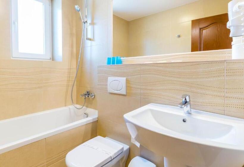 수피리어 트리플 룸, Pension Aquaris