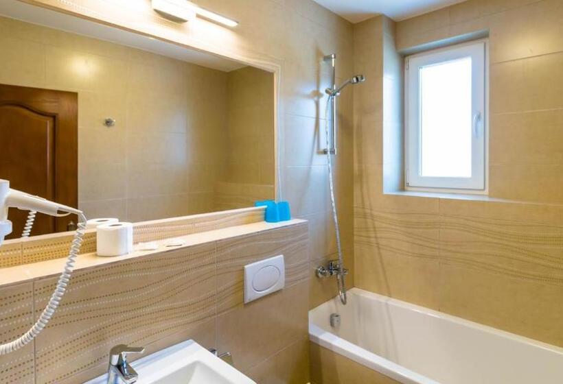 컴포트 룸, Pension Aquaris