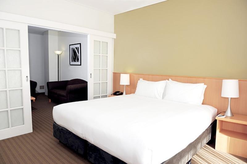 آپارتمان 2 خوابه, All Suites Perth