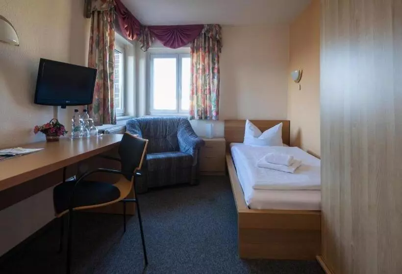 Habitación Estàndard Individual, Am Galgenberg