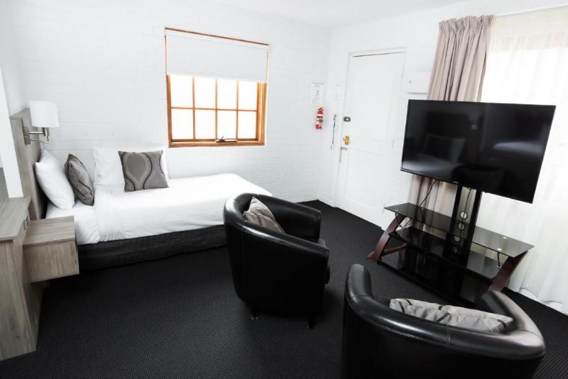 סטודיו אקזקיוטיב, Bay Hotel Apartments