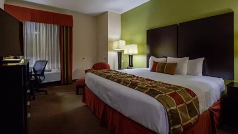 キングサイズベッドのスイートルーム, Best Western Plus Huntersville