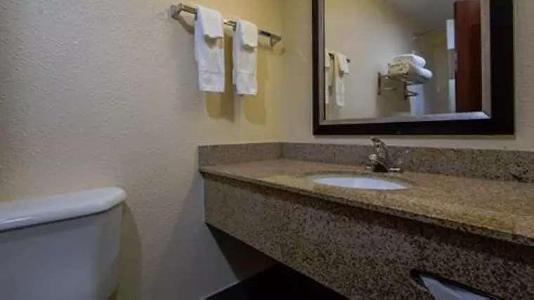 スタンダードルーム, Best Western Plus Huntersville