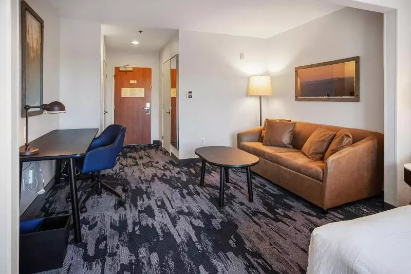 اتاق استاندارد با تخت بزرگ, Fairfield Inn & Suites Rancho Cordova
