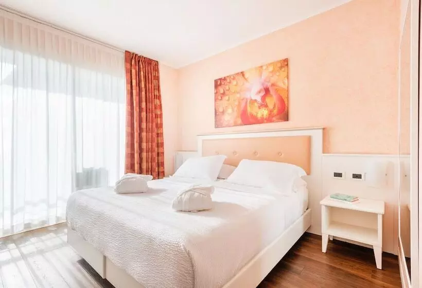 Standard-huone, Gabry