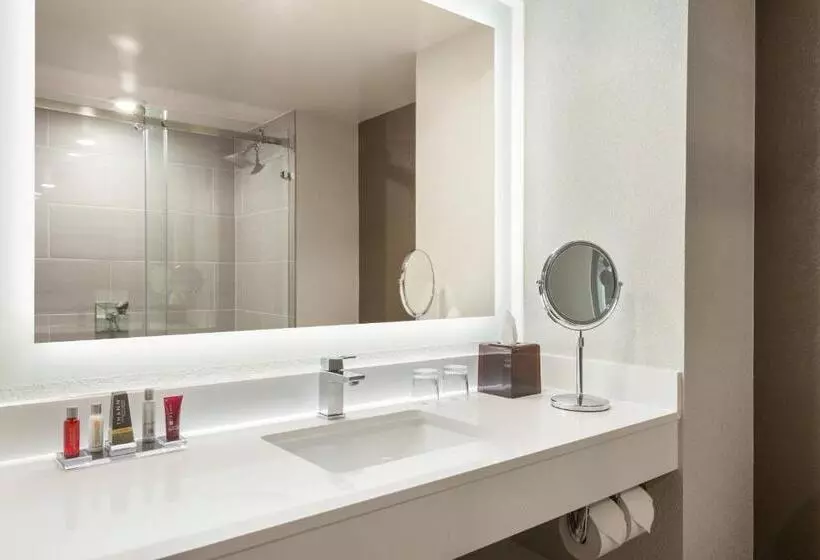 اتاق استاندارد با بالکن و چشم‌انداز دریا, Marriott Myrtle Beach Resort & Spa At Grande Dunes