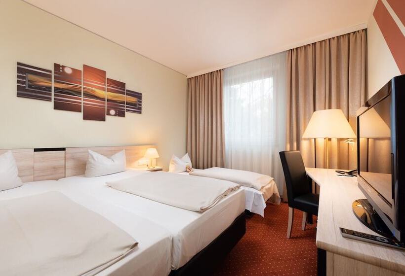 家庭间, Novina Hotel Südwestpark