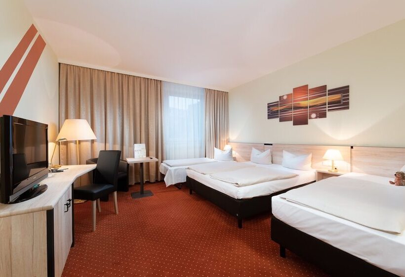 家庭间, Novina Hotel Südwestpark