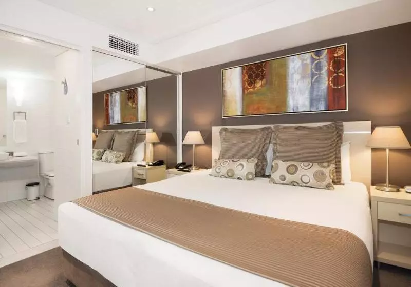 آپارتمان لوکس 1 خوابه, Oaks Adelaide Horizons Suites