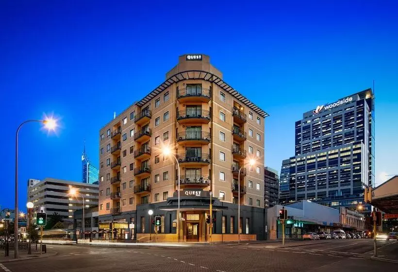آپارتمان اجرایی 1 خوابه, Quest West End