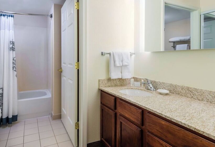 جناح, Residence Inn Charlotte Southpark