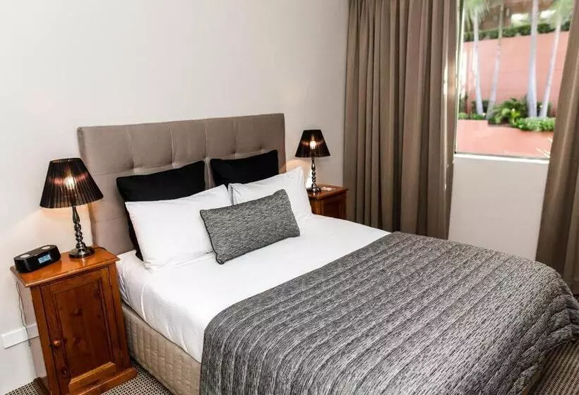 آپارتمان 1 خوابه, The Belmore Apartments