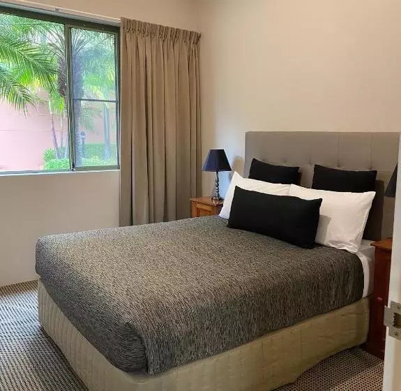 آپارتمان 2 خوابه, The Belmore Apartments