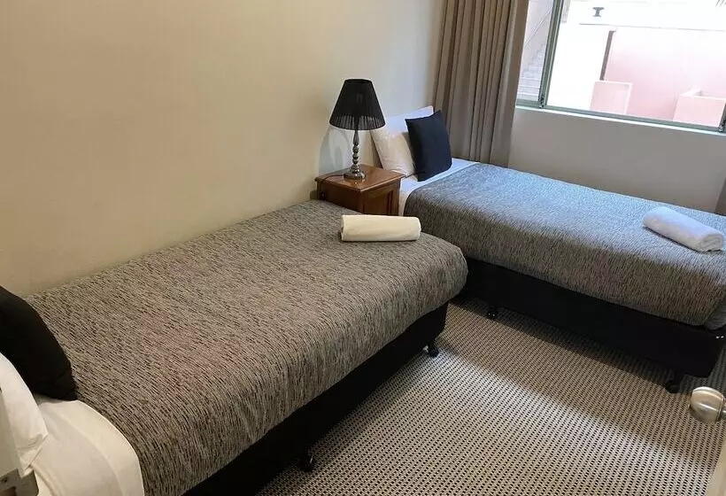 آپارتمان 2 خوابه, The Belmore Apartments