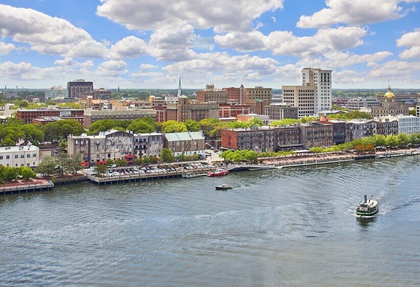 带2个双人床的标准工作室, The Westin Savannah Harbor Golf Resort & Spa