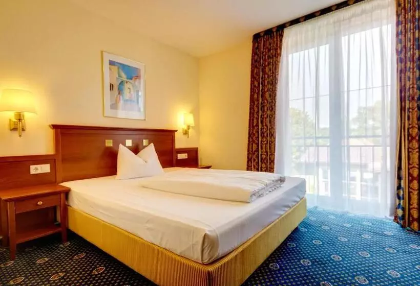 Standard Single Room, Landhotel Hallnberg