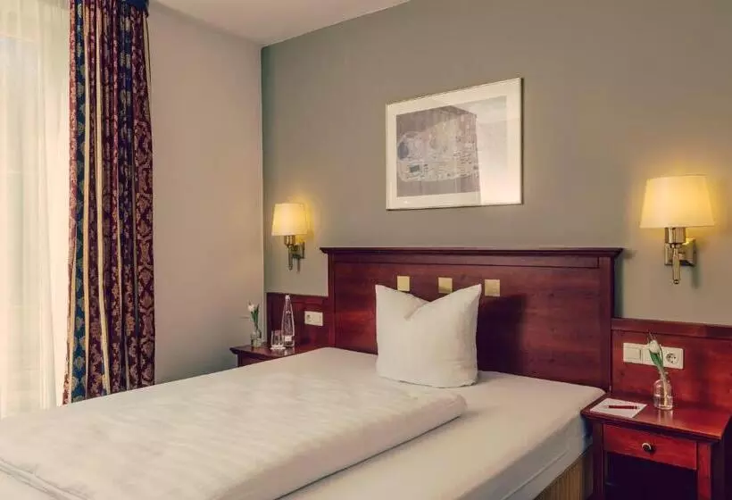 Comfort Single Room, Landhotel Hallnberg