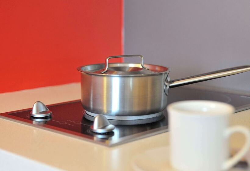 Апартаменты 1 Спальня, Metro Apartments On Bank Place