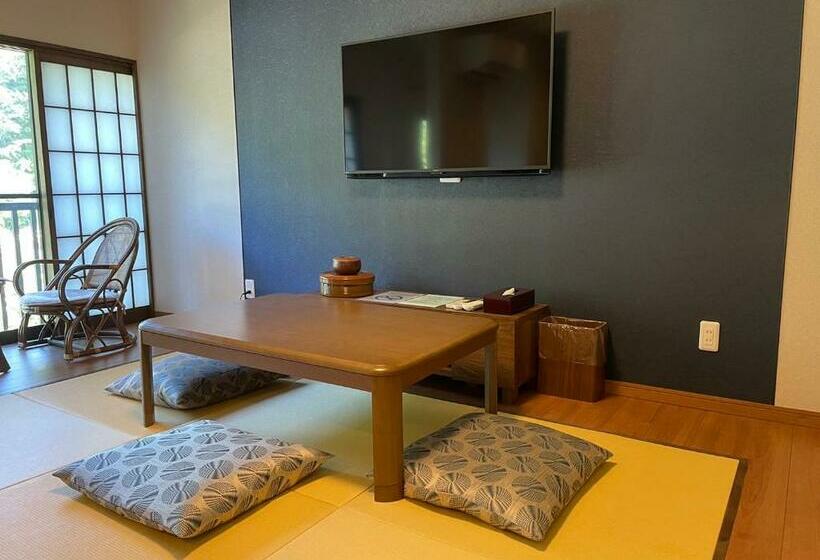 غرفة قياسية رباعية, Sanso Matsuya