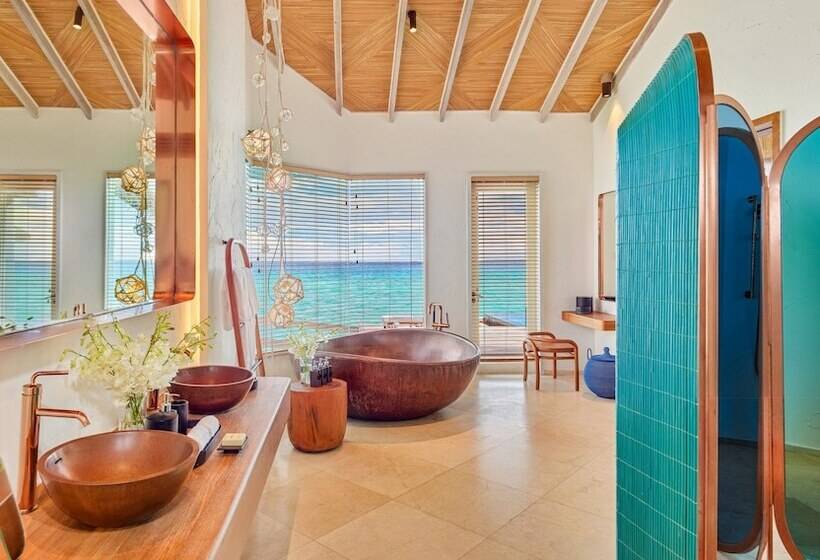 ویلای 2 خوابه, Sirru Fen Fushi Private Lagoon Resort