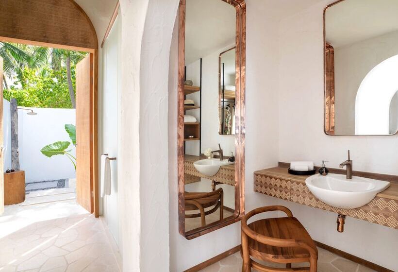 ویلای یک اتاق خوابه با استخر شنا, Sirru Fen Fushi Private Lagoon Resort