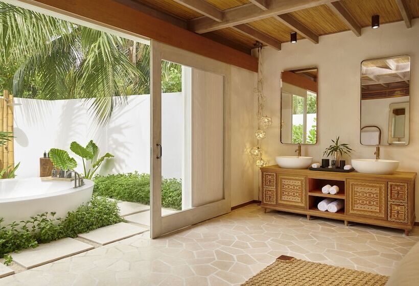 ویلای لوکس 1 خوابه, Sirru Fen Fushi Private Lagoon Resort