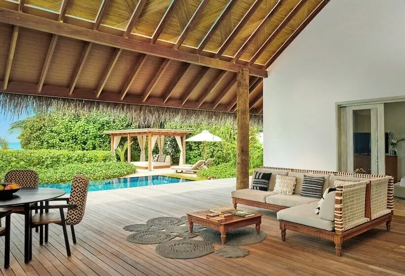 ویلای 3 خوابه با استخر, Sirru Fen Fushi Private Lagoon Resort