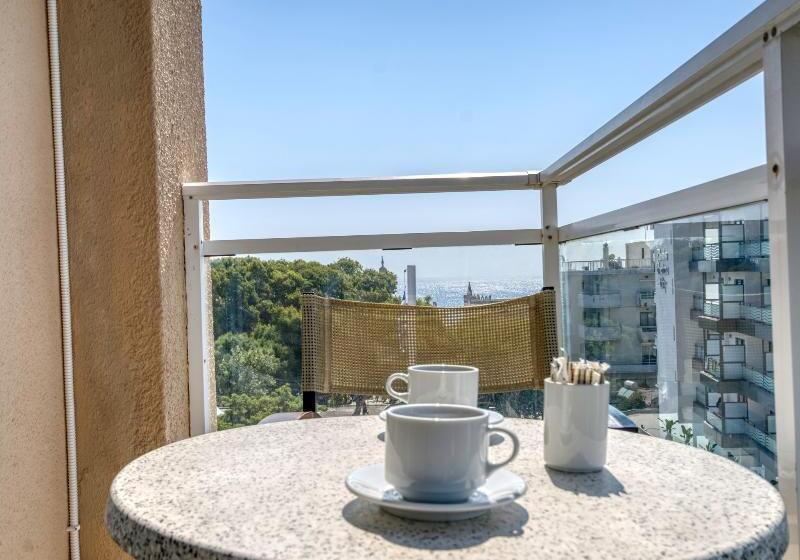 Standardrum, Astron Hotel Rhodes