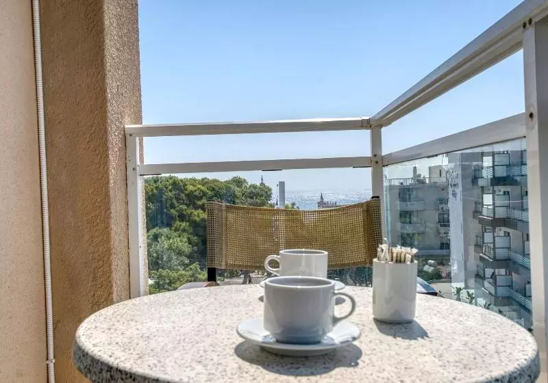 Standardrum, Astron Hotel Rhodes