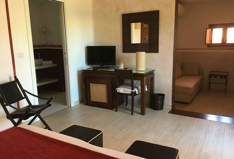 스탠다드 트리플 룸, Cala Rosa Club