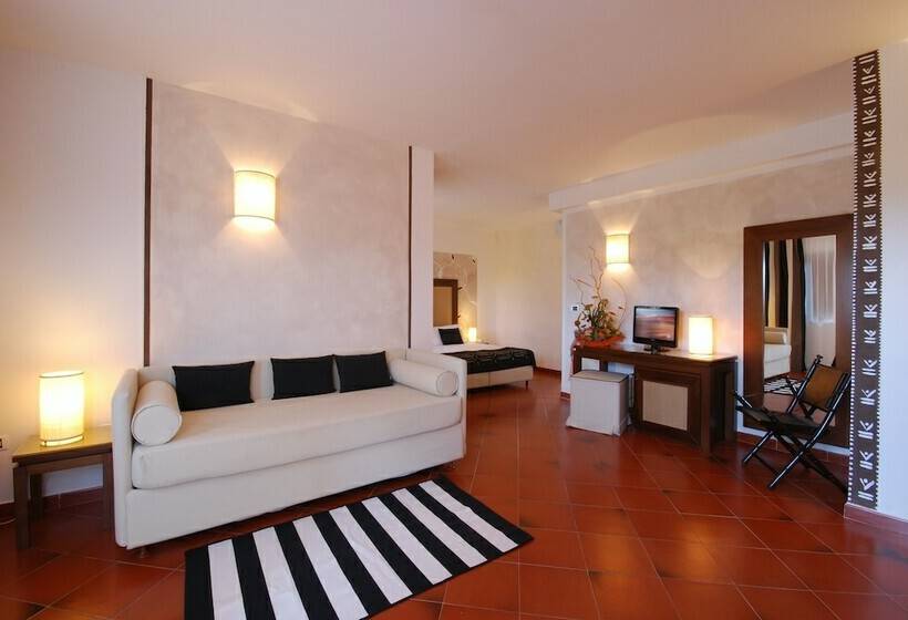 Четырехместный Номер Стандарт, Cala Rosa Club