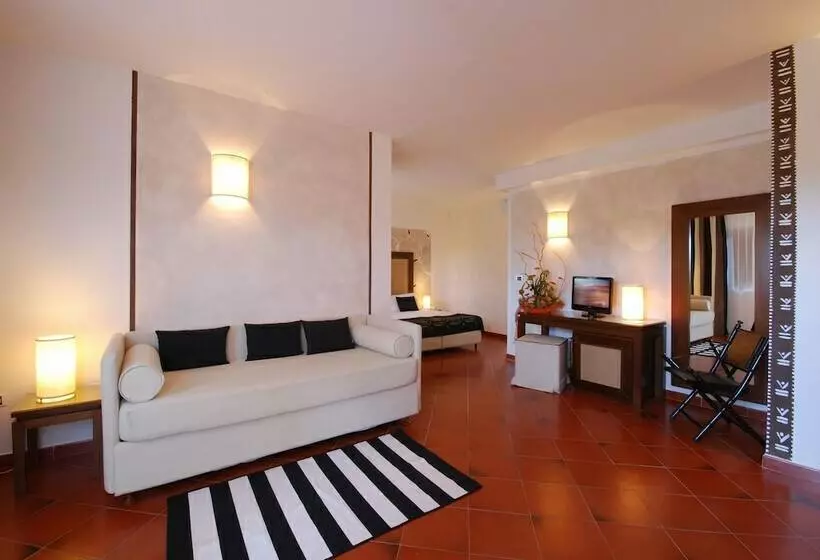 اتاق استاندارد چهار تخته, Cala Rosa Club