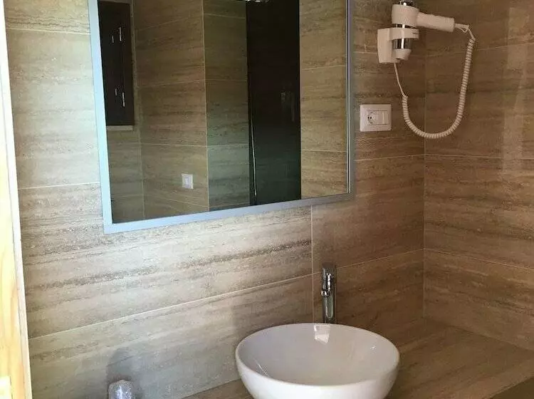 اتاق استاندارد یک نفره, Cala Rosa Club