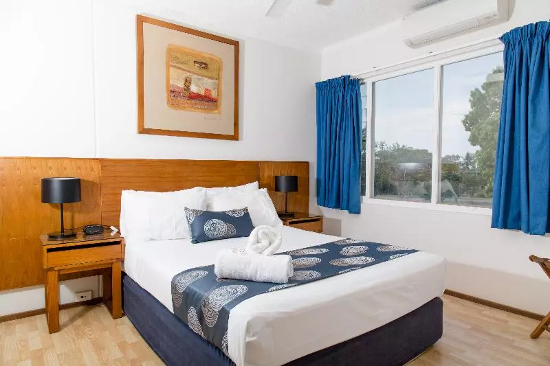 آپارتمان 2 خوابه, Cullen Bay Resorts