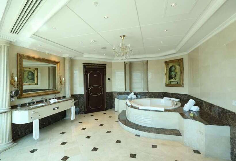 سوئیت پنت هاوس, Al Habtoor Grand