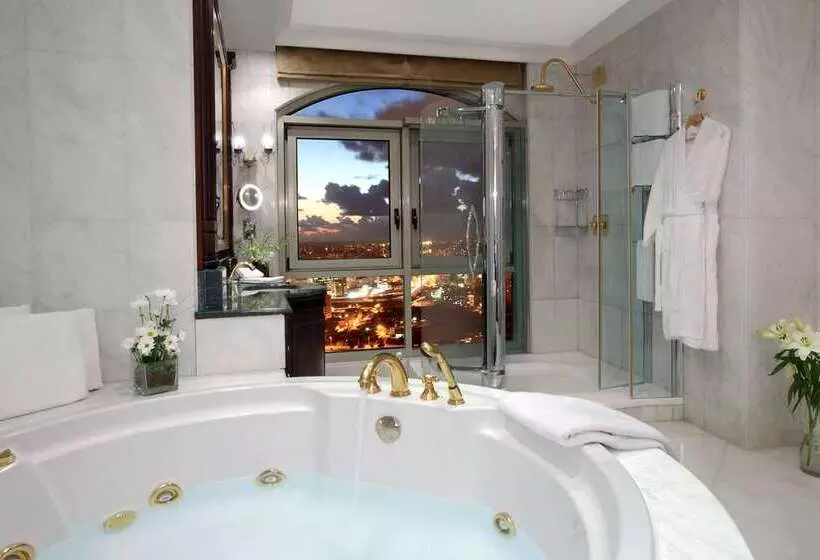 سوئیت پنت هاوس, Al Habtoor Grand