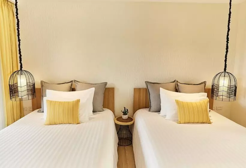 اتاق لوکس با چشم‌انداز باغ, Bandara Spa Resort & Pool Villas, Samui