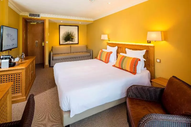 ویلای 4 خوابه, Best Western Premier Montfleuri