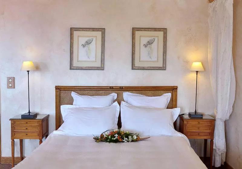 ویلای 4 خوابه, Best Western Premier Montfleuri
