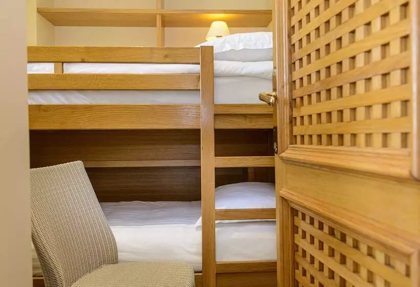 اتاق خانوادگی با تختخواب سفری, Best Western Premier Montfleuri