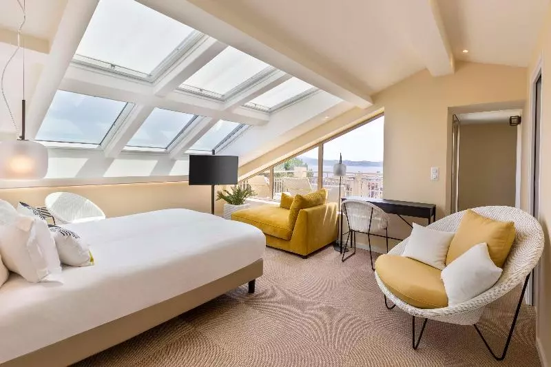 سوئیت 2 خوابه, Best Western Premier Montfleuri