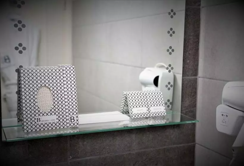 سوییت, Beverly Hotel Beirut