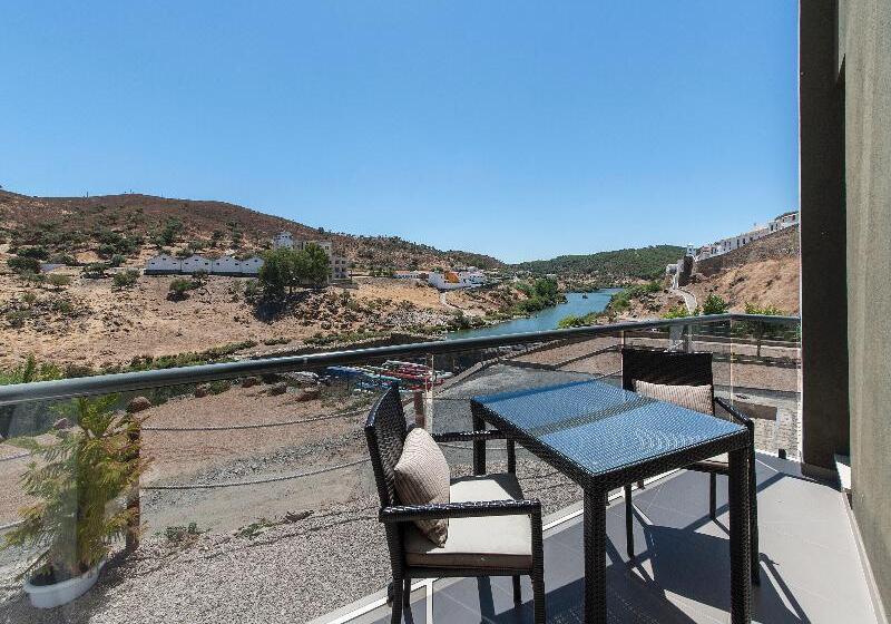 غرفة تنفيذية, Expo Sofia Hotel   Free Arrival Shuttle Bus   Free Parking   Free Compliments   Free Wi Fi