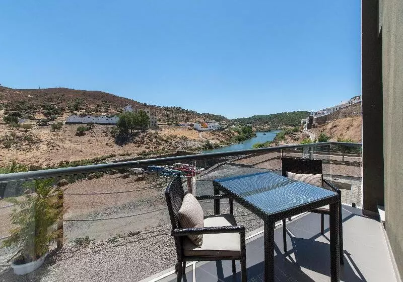 اتاق اجرایی, Expo Hotel Sofia