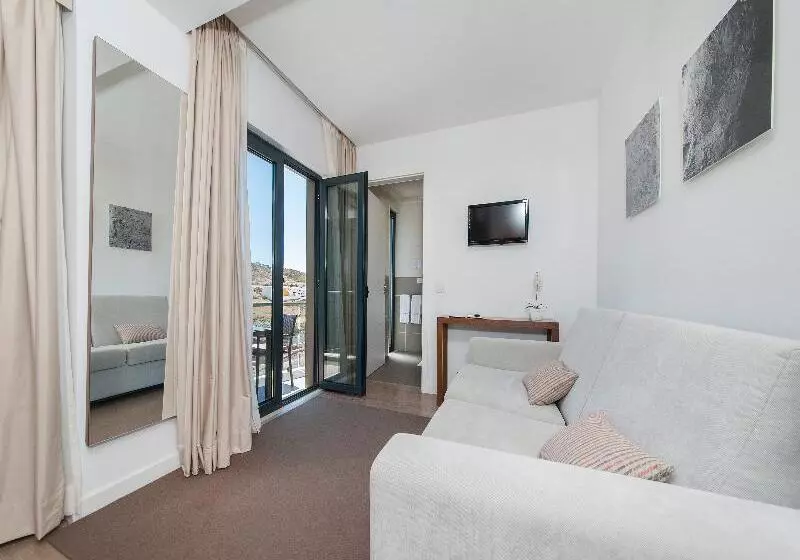 اتاق اجرایی, Expo Hotel Sofia